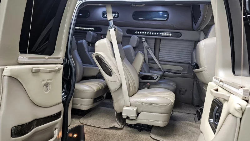 Chevrolet Express Van