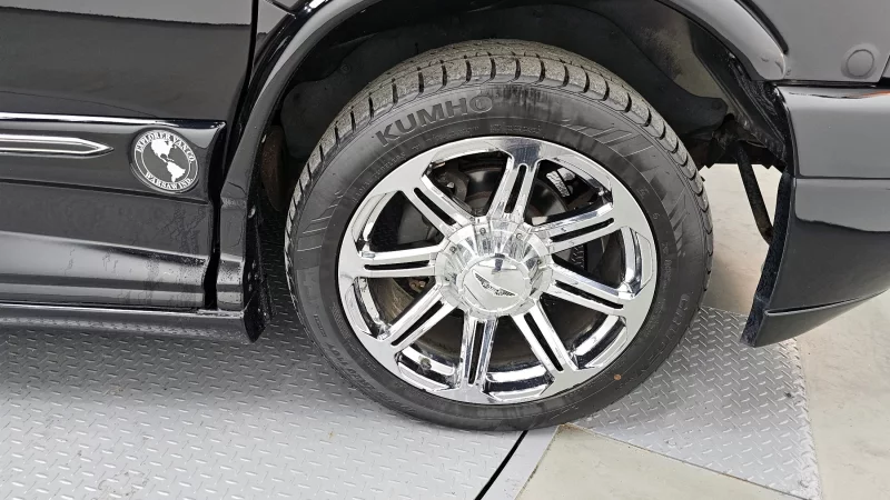 Chevrolet Express Van