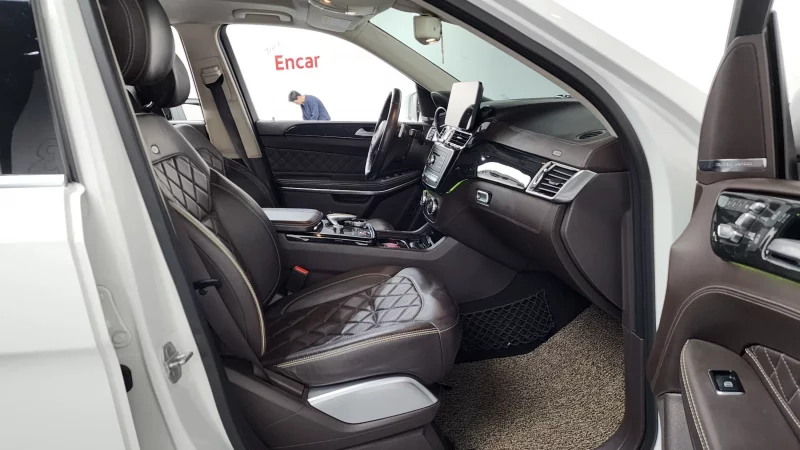 Mercedes-Benz GLS-Class