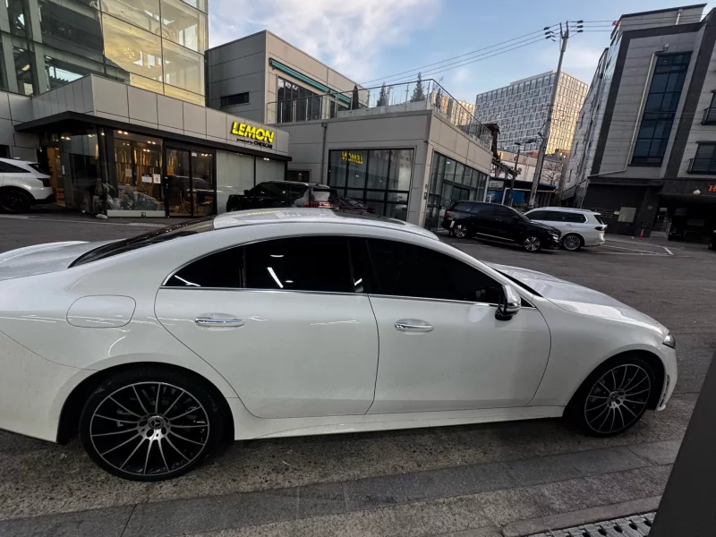 Mercedes-Benz CLS-Class