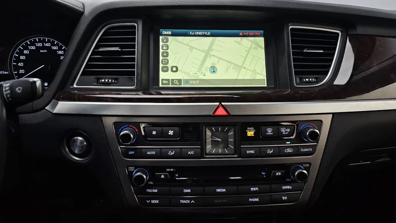 Hyundai Genesis