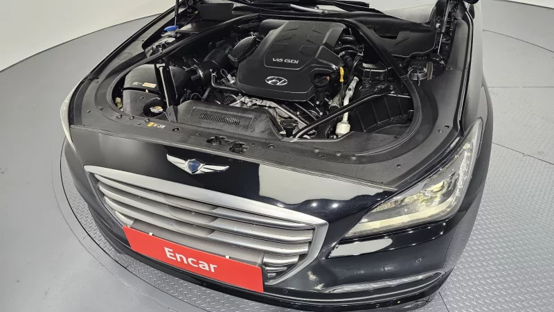 Hyundai Genesis
