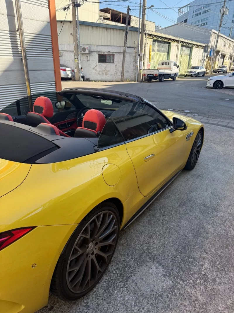 Mercedes-Benz SL-Class