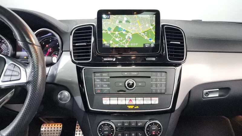 Mercedes-Benz GLE-Class