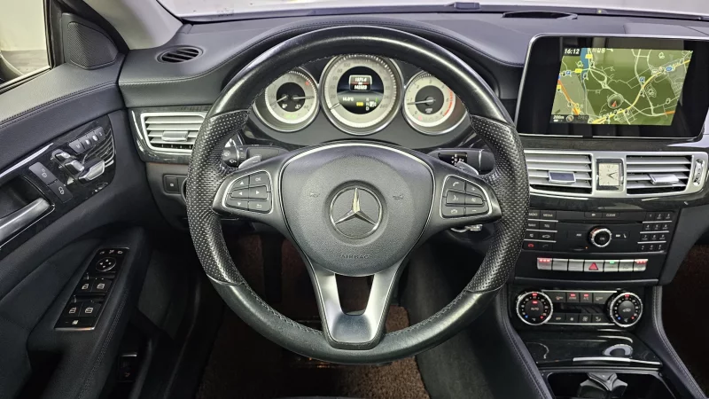 Mercedes-Benz CLS-Class