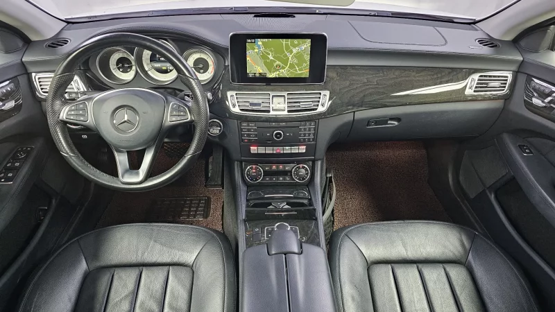 Mercedes-Benz CLS-Class
