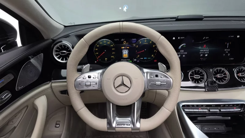 Mercedes-Benz AMG GT