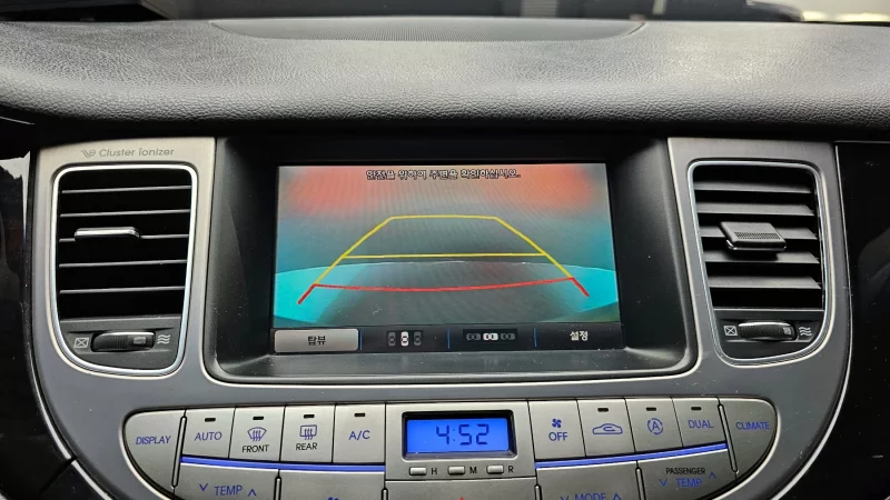 Hyundai Genesis