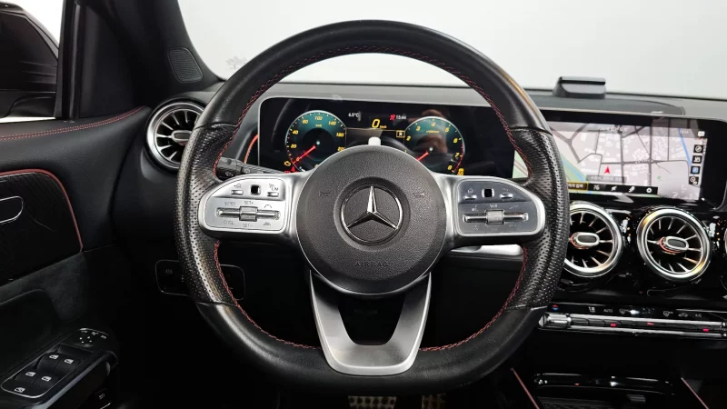 Mercedes-Benz GLB-Class