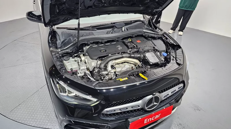 Mercedes-Benz GLA-Class