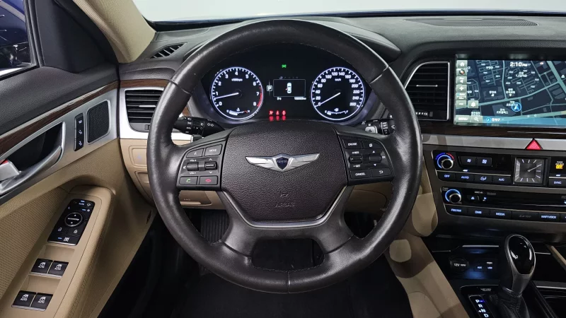 Hyundai Genesis