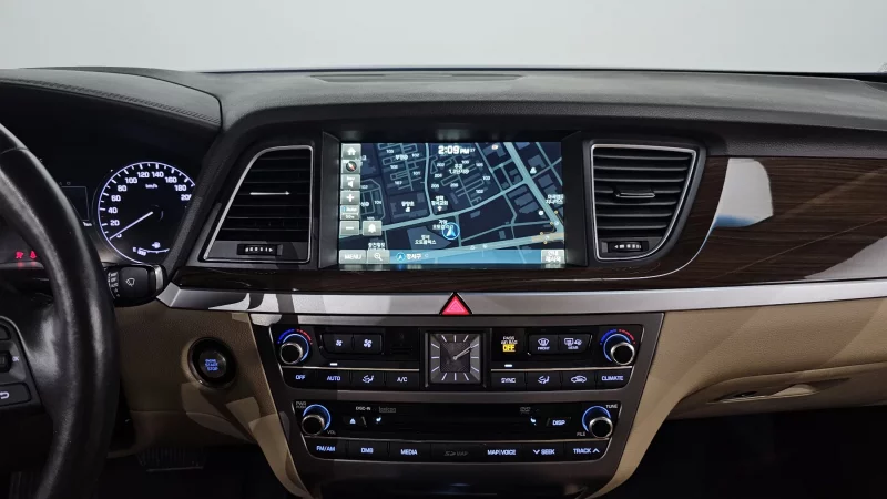 Hyundai Genesis