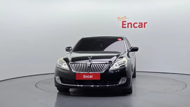 Hyundai Equus