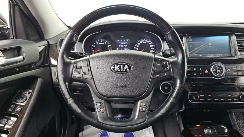 Kia K7