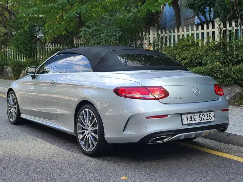 Mercedes-Benz C-Class