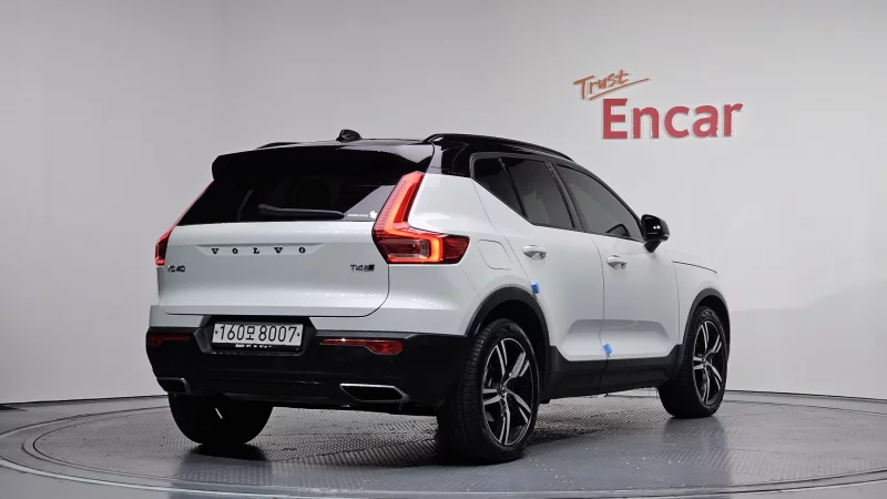 Volvo XC40