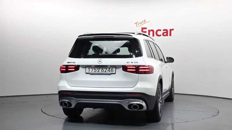 Mercedes-Benz GLB-Class