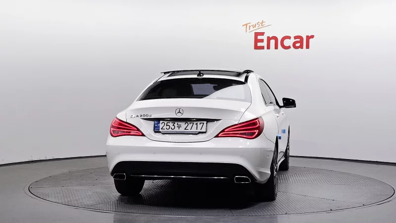 Mercedes-Benz CLA-Class