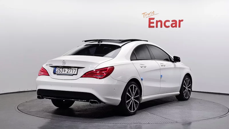 Mercedes-Benz CLA-Class