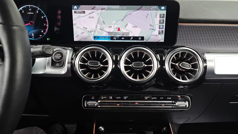 Mercedes-Benz GLB-Class