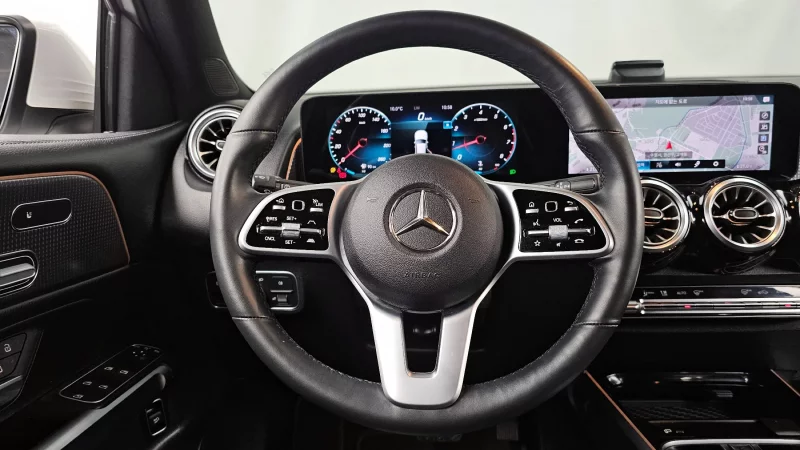 Mercedes-Benz GLB-Class