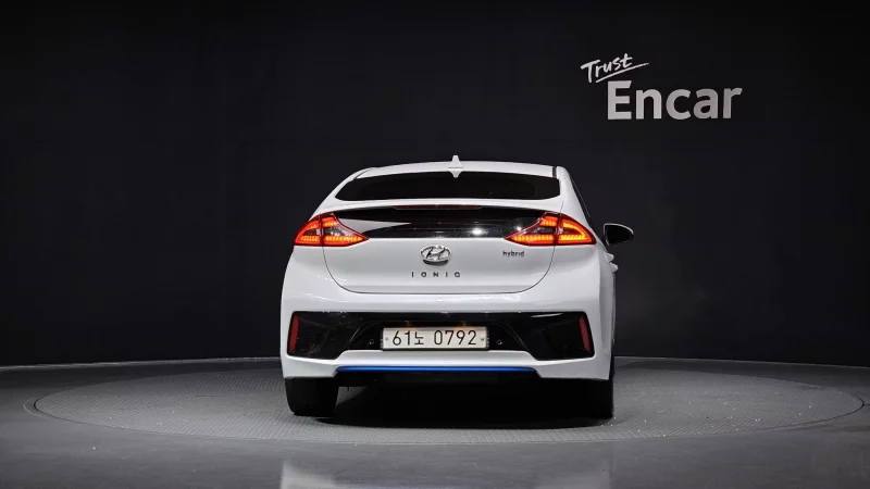 Hyundai Ioniq