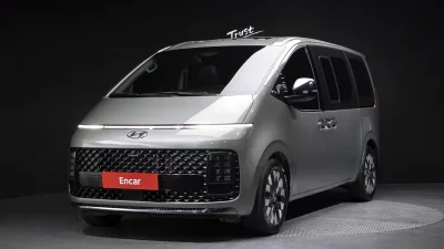 Hyundai Staria