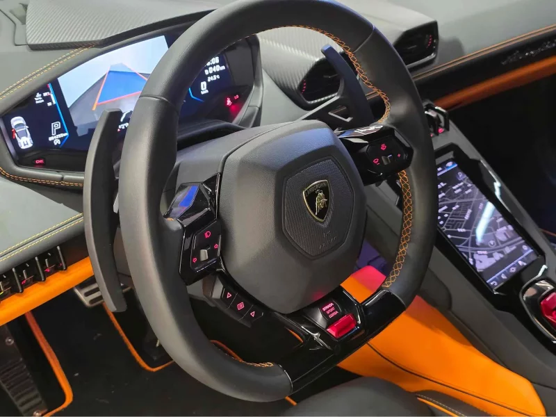 Lamborghini HURACAN