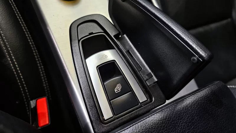 Mercedes-Benz SLK-Class