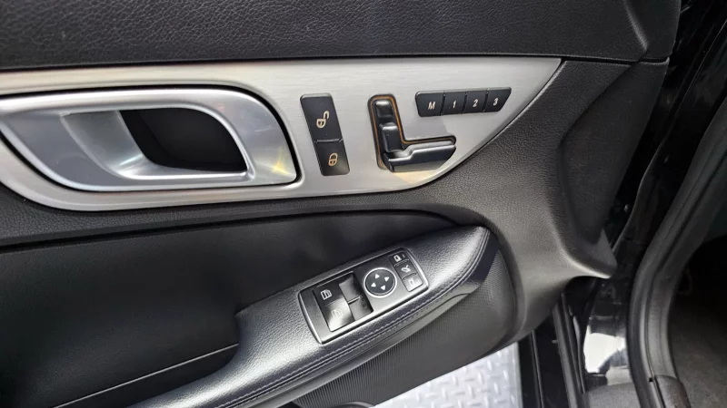 Mercedes-Benz SLK-Class