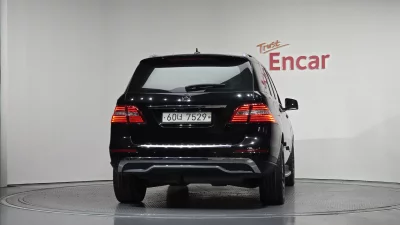 Mercedes-Benz M-class