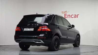 Mercedes-Benz M-class