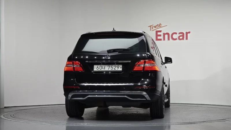 Mercedes-Benz M-class