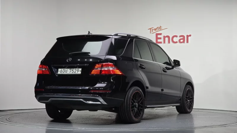 Mercedes-Benz M-class