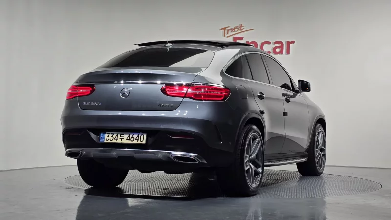 Mercedes-Benz GLE-Class