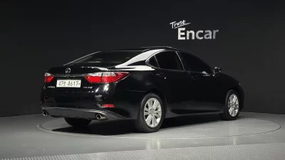 Lexus ES350