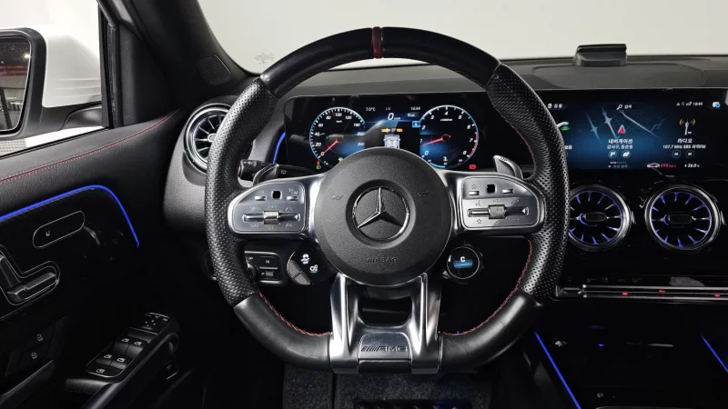 Mercedes-Benz GLB-Class