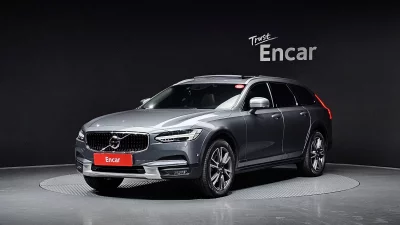 Volvo V90