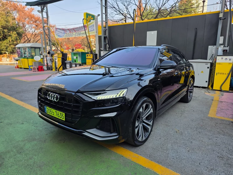 Audi Q8