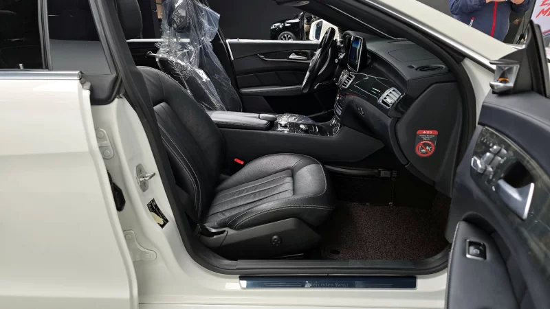 Mercedes-Benz CLS-Class