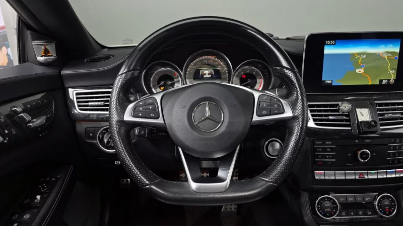 Mercedes-Benz CLS-Class