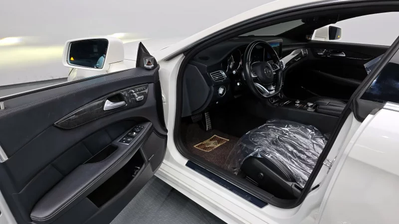 Mercedes-Benz CLS-Class