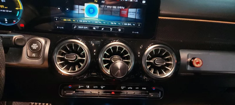 Mercedes-Benz GLB-Class