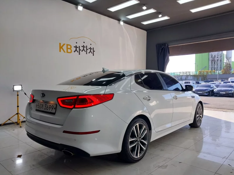 Kia K5