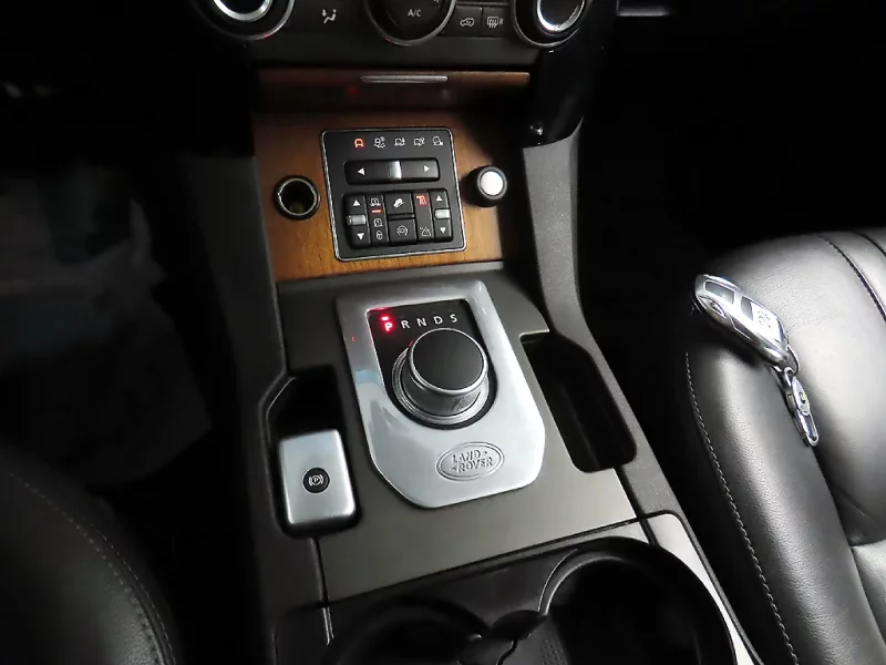 Land Rover DISCOVERY