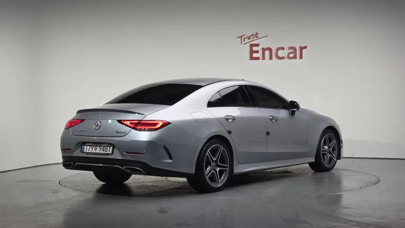 Mercedes-Benz CLS-Class