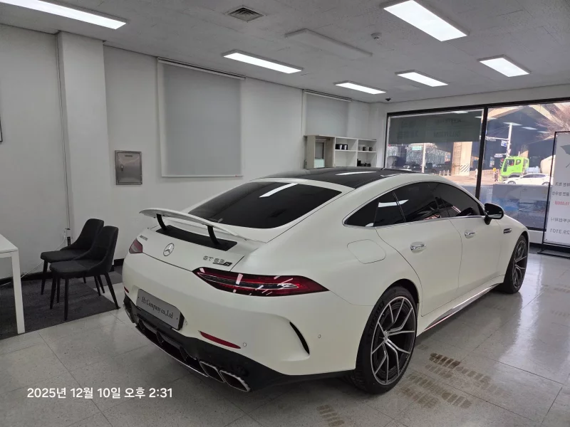 Mercedes-Benz AMG GT