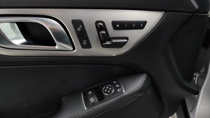 Mercedes-Benz SLK-Class