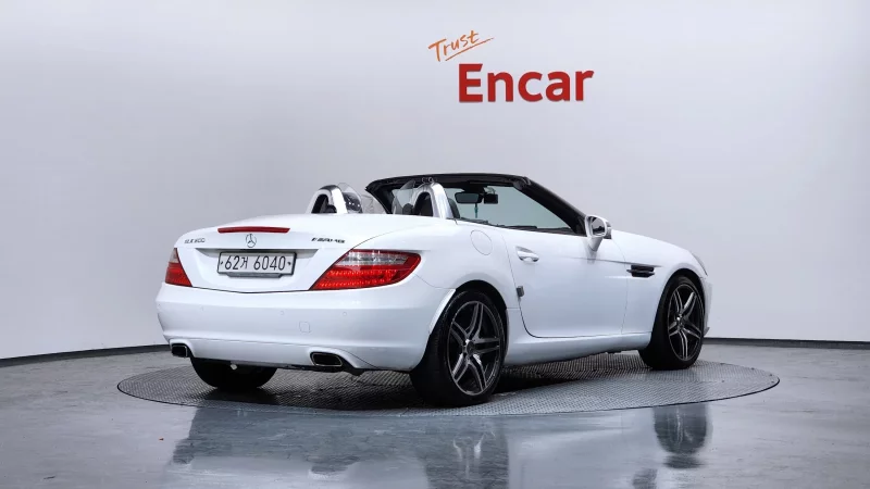 Mercedes-Benz SLK-Class