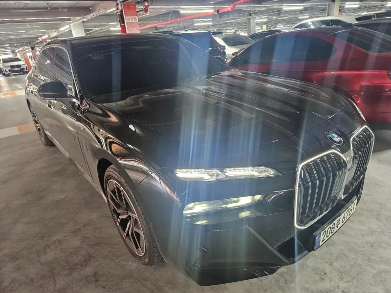 BMW 7-Series